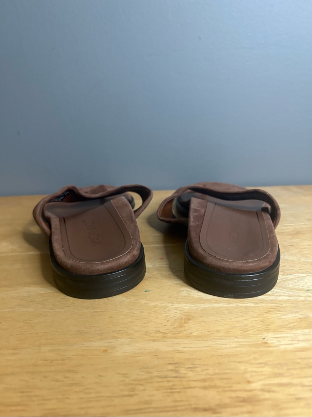 Vionic Agave Brown Suede Leather Orthotic Thong Sandals Women’s Size 7M NWT - Picture 5 of 9